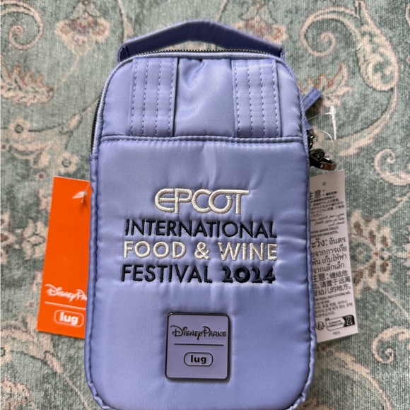 Disney X Lug Remy Ratatouille Bag, Epcot Food and Wine 2024 - Picture 2 of 3